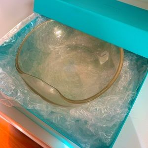 Tiffany Elsa Perretti New in box thumbprint dish
